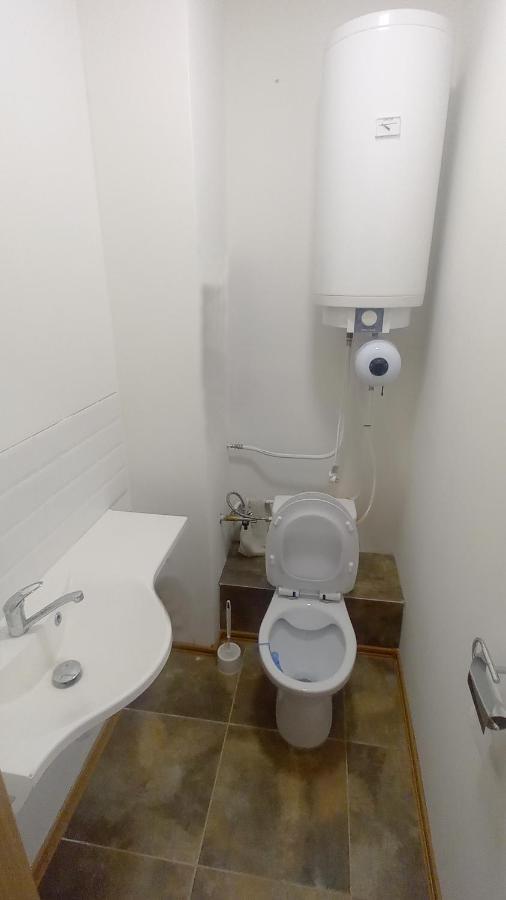 Krasny Priestranny Slnecny Apartman V Centre Mesta Trencin Luaran gambar